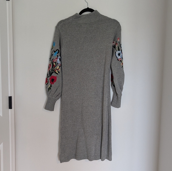 Roolee Sweater Dress Size Small - Picture 2 of 6